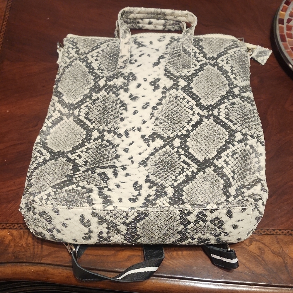 Latico Black and White Snakeskin Backpack - Picture 4 of 8